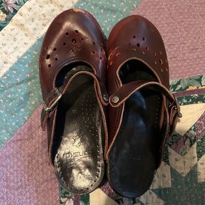 Brown dansko clogs